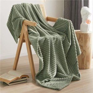 Throw Blanket for Couch, Bed, Sofa – 280GSM Super Soft Lightweight Blanket